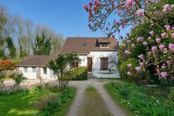 MAISON 169 M2 +2432 m2 TERRAIN AVEC AIRBNB