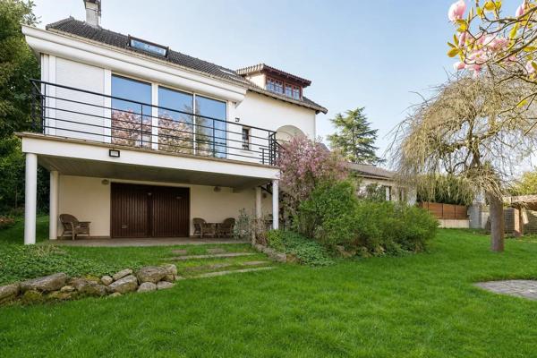 MAISON 169 M2 +2432 m2 TERRAIN AVEC AIRBNB