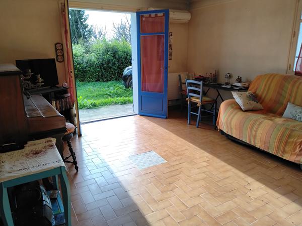 Maison Aix En Provence 96 m2 sur parcelle de terrain de 2393m2