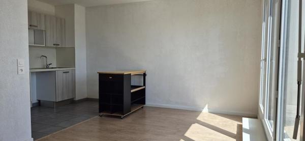 Appartement à vendre |  Cenon |  2 pièces | 44 m²