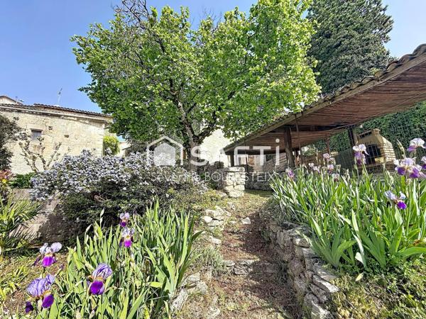 Maison en Pierre avec dépendances Brie