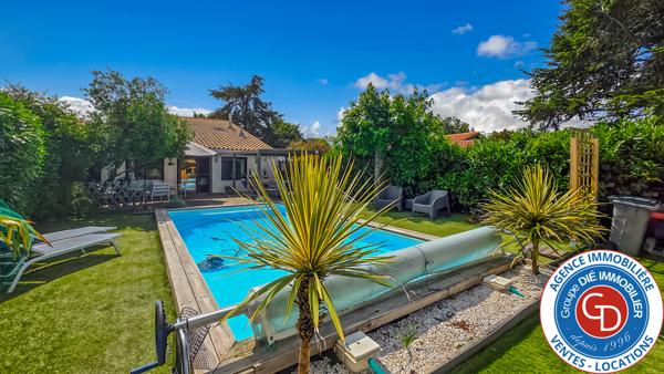 Villa rénovée avec 3 chambres avec piscine
