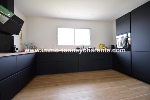 Maison récente de plain pied