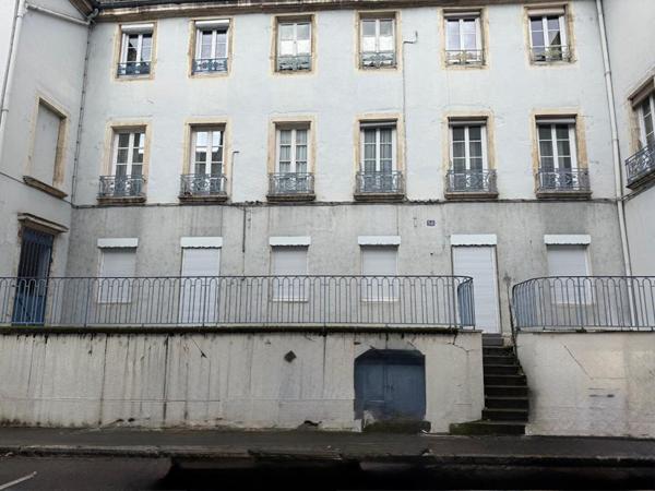 58 m2 Appartement 3 pièces + cuisine plein centre DPE D