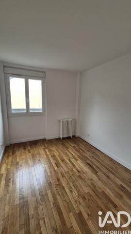 Appartement à vendre 3 pièces 52,45 m² Puteaux