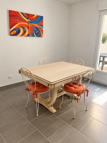 Maison de village 4 pièces à louer Névian - 11200 / Réf: 01-2948