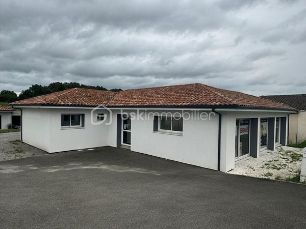 Local d activites de 125 m²