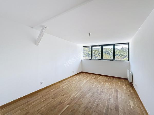 POITIERS Jardin des Plantes - Magnifique appartement T4 en duplex- Résidence avec ascenseur