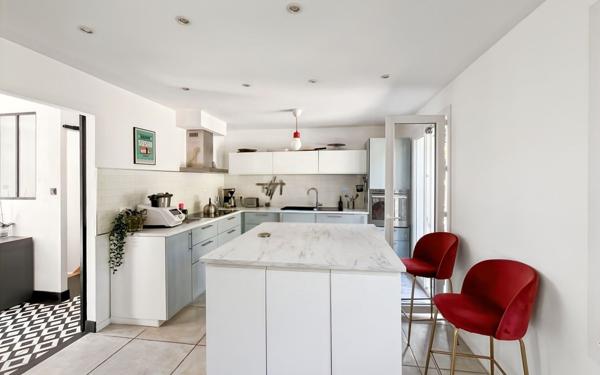 Maison à vendre    6 pièces •  La Valette-du-Var