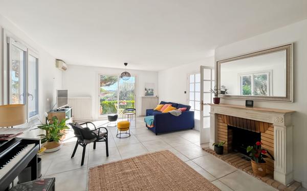 Maison à vendre    6 pièces •  La Valette-du-Var