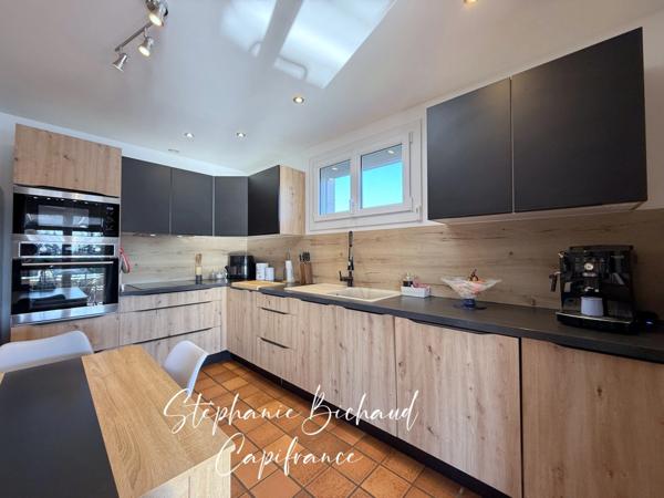 Maison à vendre 5 pièces THEZE (04) 1465 m² TERRAIN PISCINE