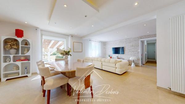 CARCASSONNE - VILLA PRESTIGIEUSE - PISCINE