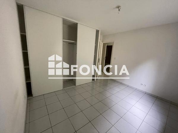 Location Appartement 2 pièces 46.28 m² - 95 RUE DE BOUTIERS Cognac 16100