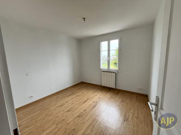 Location maison Chaniers : 859 € - AJP Immobilier Saintes