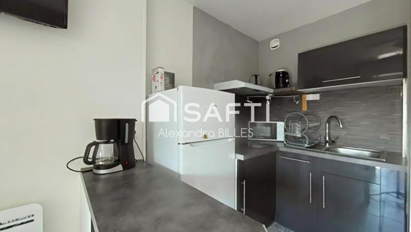 Entre Mer et Port -Proximité Plage immédiate -Studio cabine avec coin nuit séparé-résidence piscine