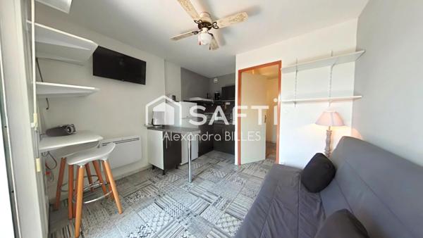 Entre Mer et Port -Proximité Plage immédiate -Studio cabine avec coin nuit séparé-résidence piscine