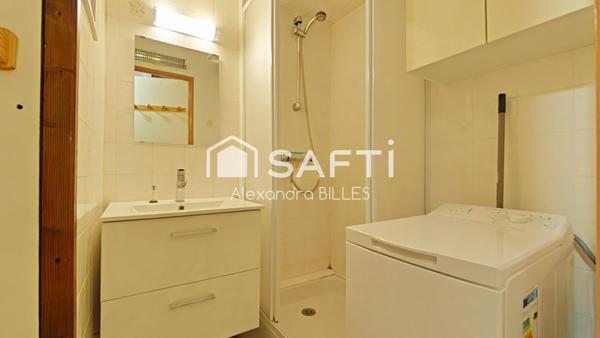 Entre Mer et Port -Proximité Plage immédiate -Studio cabine avec coin nuit séparé-résidence piscine