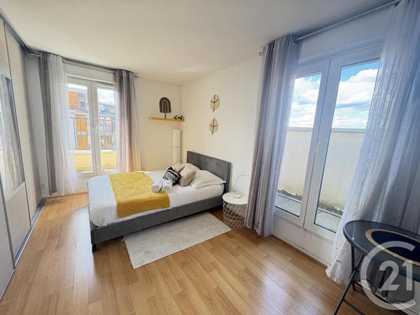 Appartement F3 à vendre  3 pièces - 70 m2 LA PLAINE ST DENIS - 93