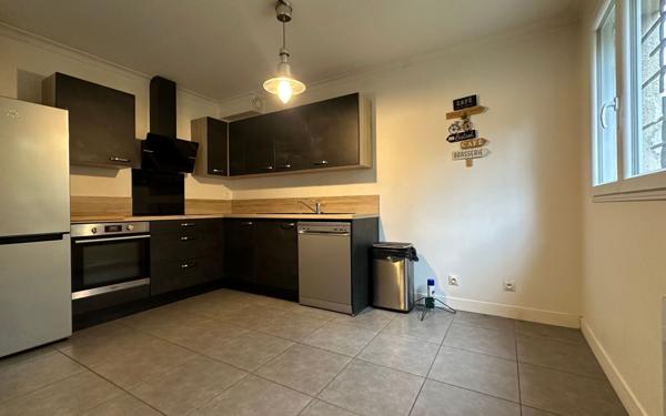 Appartement à vendre    3 pièces • 66 m2 Corbeil-Essonnes