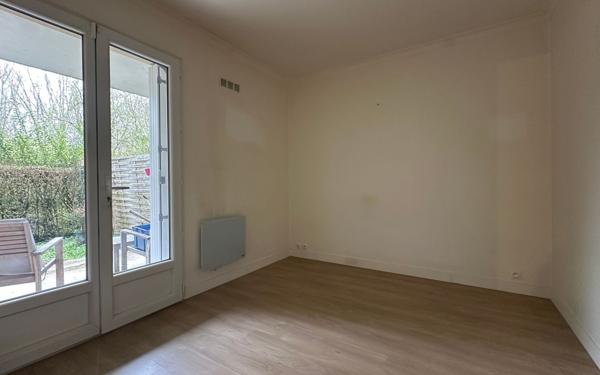 Appartement à vendre    3 pièces • 66 m2 Corbeil-Essonnes