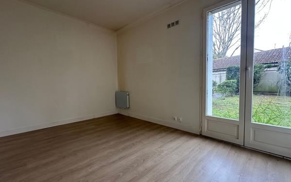Appartement à vendre    3 pièces • 66 m2 Corbeil-Essonnes