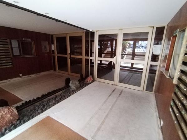 STUDIO MEUBLE - RUE DUHESME PARIS 18EME