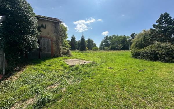 Maison à vendre    1 pièce •  Saubrigues