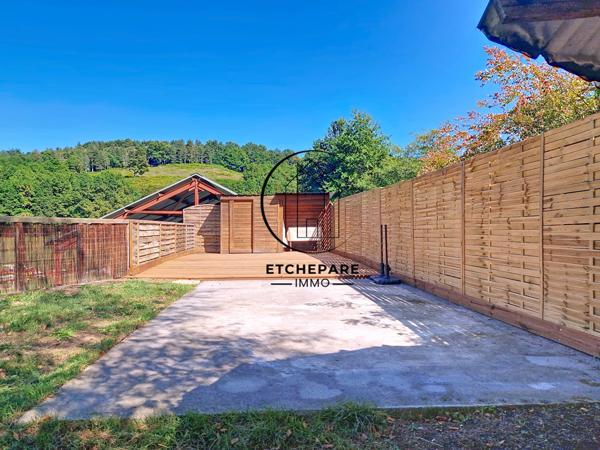 Lanne-en-Barétous (64570) Maison en pleine campagne