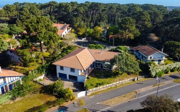 Maison à vendre    4 pièces • 191 m2 Capbreton