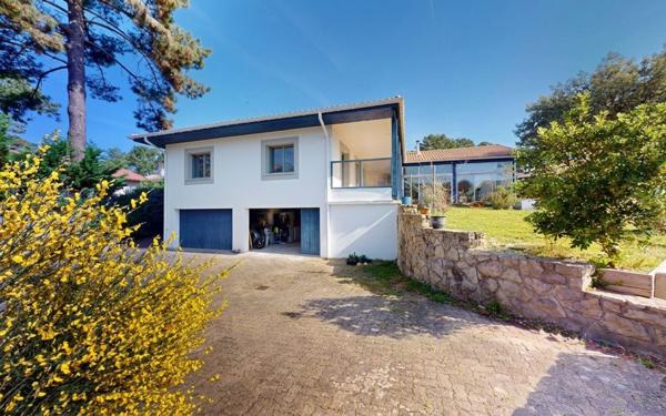 Maison à vendre    4 pièces • 191 m2 Capbreton