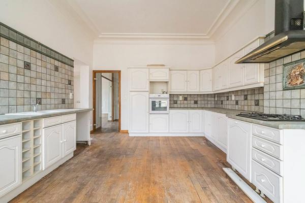 Appartement à vendre    4 pièces • 180 m2 Nouzonville