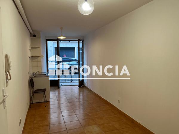 Location Studio 18.1 m² - 46 RUE D'AGEN Villeneuve Sur Lot 47300