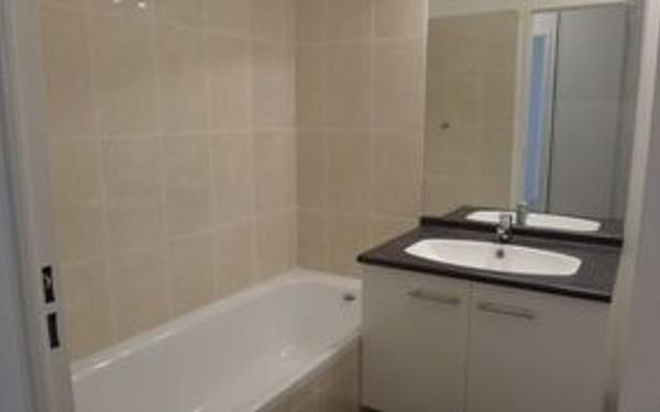 Appartement à louer    2 pièces •  Massy