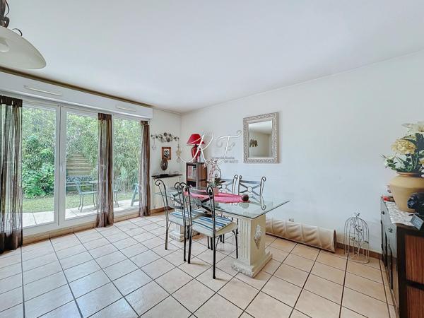 MAISON FAMILIALE PROCHE DE TOUTES COMMODITÉS