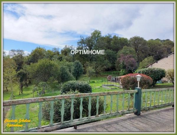 Propriété avec maison d'habitation + nombreuses dépendances + grand terrain