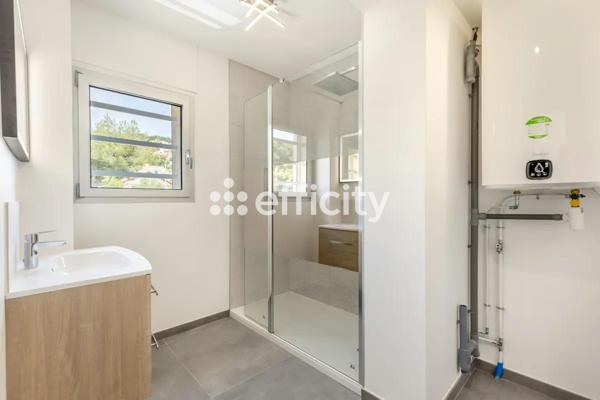 Appartement 5 pièces - 82 m² Bien prestige