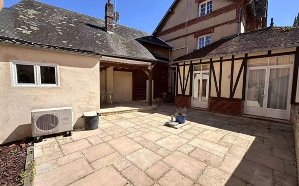 Maison à vendre    5 pièces • 135 m2 Dives-sur-Mer