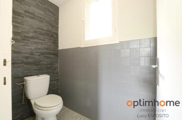 Belle maison Sous-Sol avec garages seulement 3 minutes de Confolens