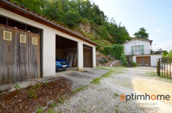 Belle maison Sous-Sol avec garages seulement 3 minutes de Confolens
