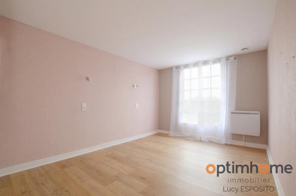 Belle maison Sous-Sol avec garages seulement 3 minutes de Confolens