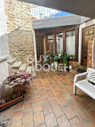CHAUMES EN BRIE : maison 9 pièces à vendre