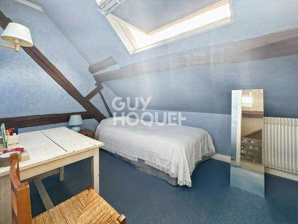 CHAUMES EN BRIE : maison 9 pièces à vendre