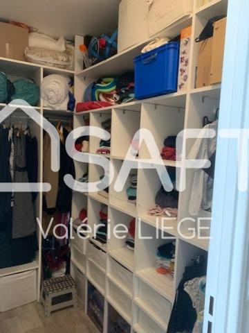 Au calme, lumineux avec loggia