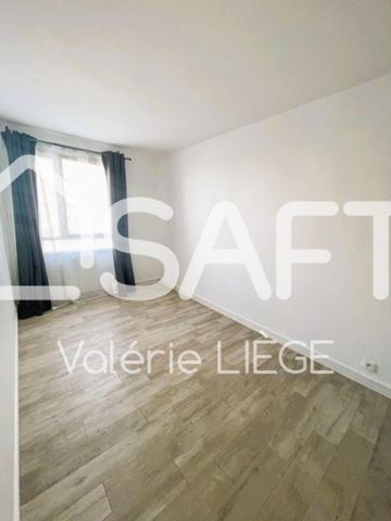 Au calme, lumineux avec loggia