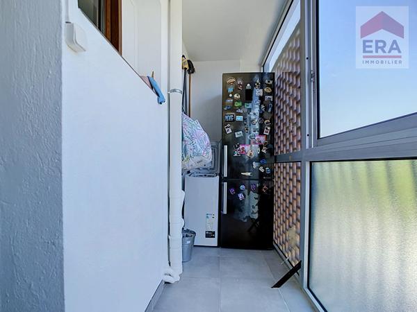 MARSEILLE 10EME - APPARTEMENT T3 - CALME & LUMINEUX DANS RESIDENCE FAMILIALE - QUARTIER LA TIMONE