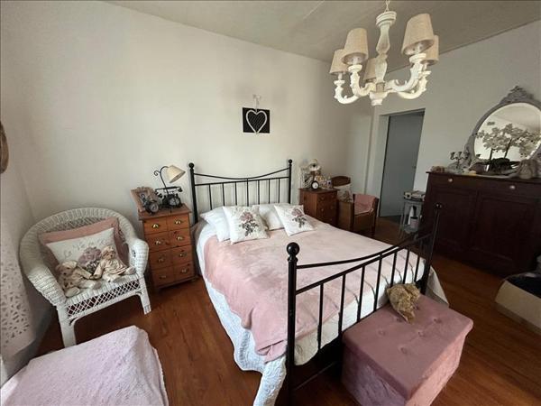 Maison à vendre |  Bagnac-sur-Célé |  5 pièces | 92 m²