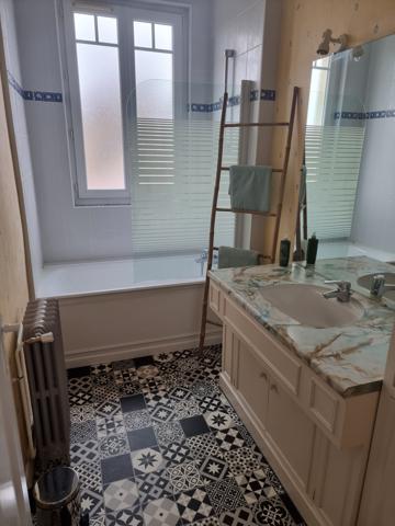 Le Mans (72000) À louer – Appartement de standing meublé 79 m² – Centre du Mans, Place Du pré