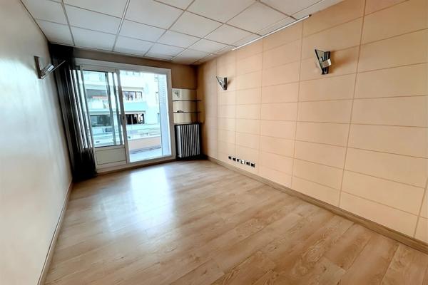Appartement à vendre 102 m2 ANNECY (74), entre lac et haras,