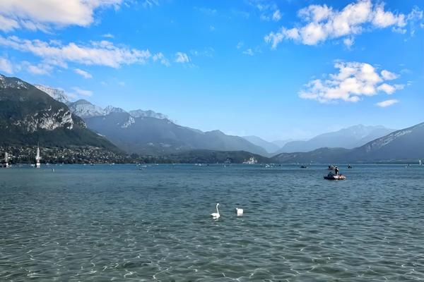 Appartement à vendre 102 m2 ANNECY (74), entre lac et haras,