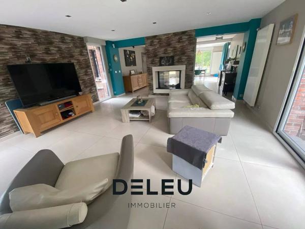 Maison individuelle 4 chambres avec jardin arboré de 1800 m² plein sud à Wasquehal